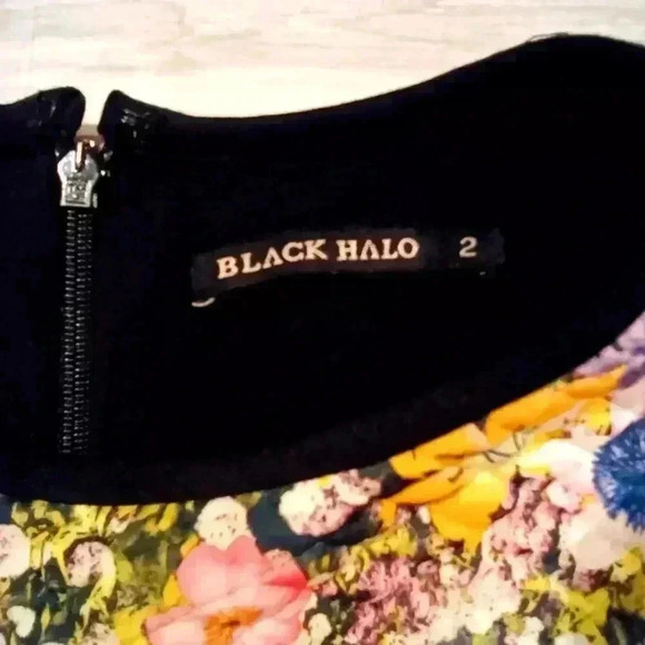 Black Halo Colorful Floral QuiltedA-Line Minidress Women's Size 2 Lining EUC. - Picture 9 of 11